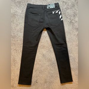 Off-White Diagonal Pocket Skinny Black Jeans Size 31